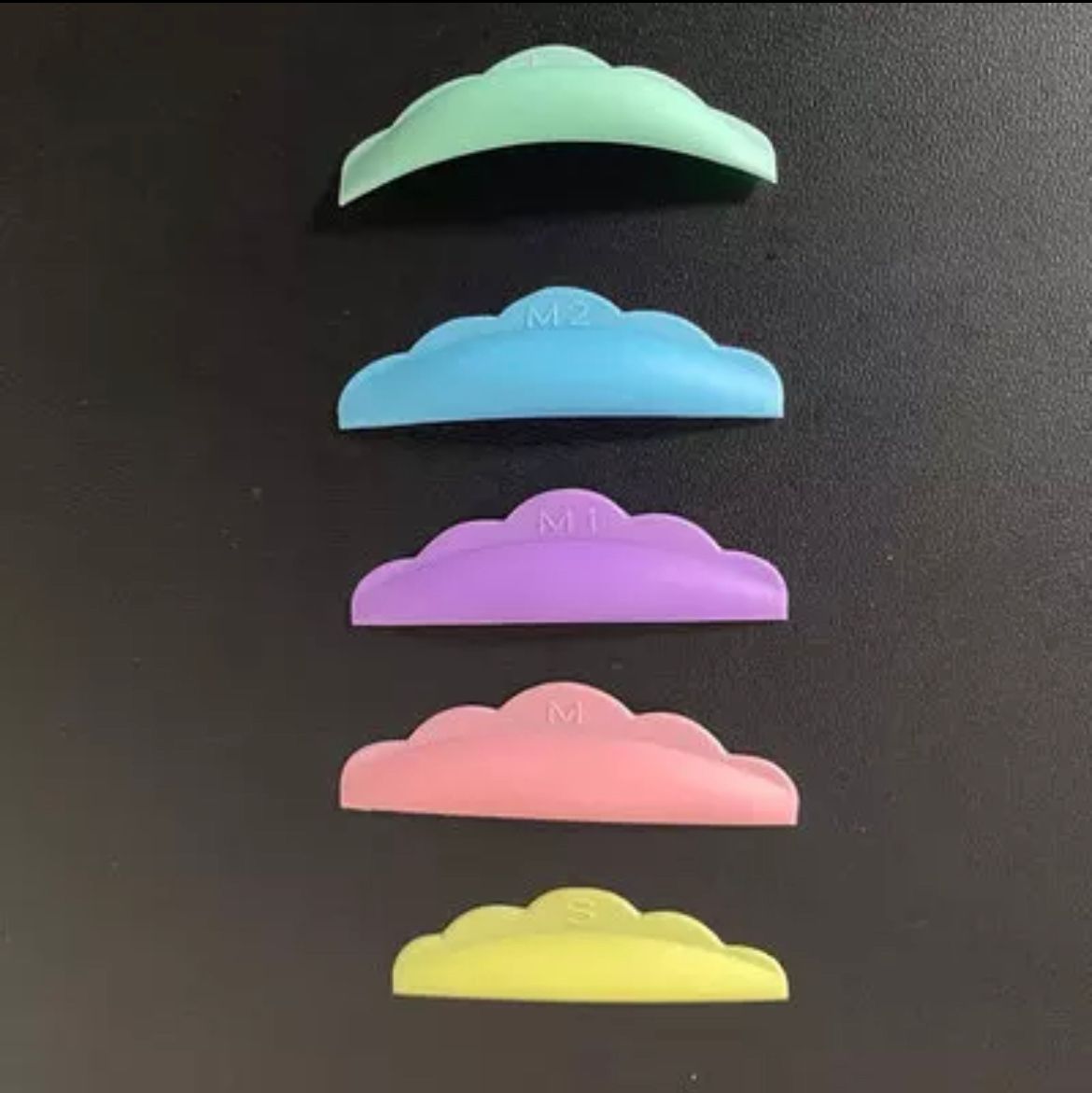 SILICONE PARA LIFTING DE PESTAÑAS COLOR SURTIDO