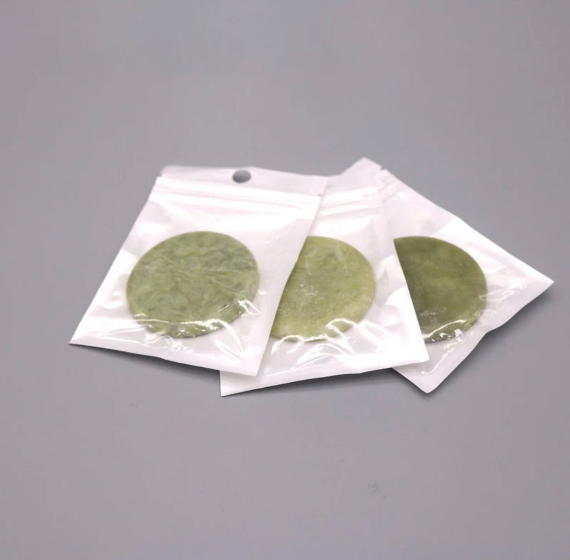 PIEDRA DE JADE VERDE PARA COLOCACIÓN DE STICKER